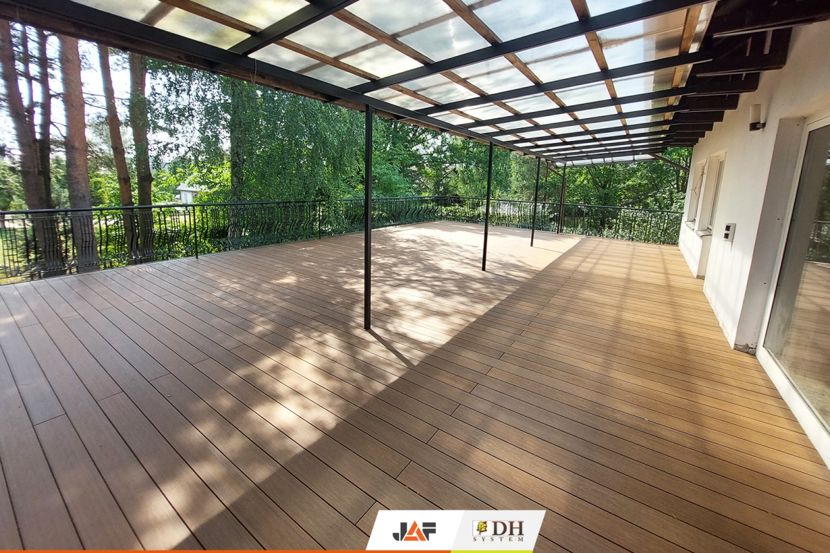 Gardin Deco Золотий Тік, Сулеювек, Польща