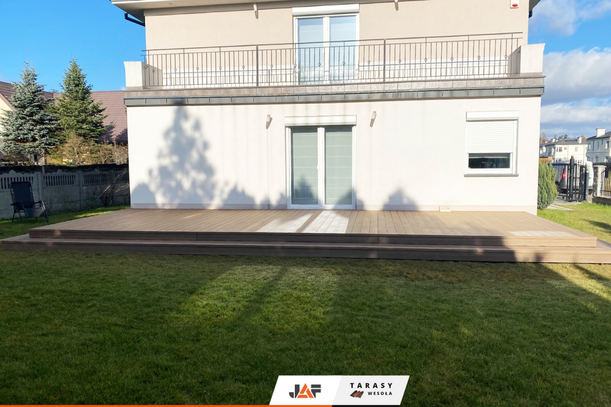 Gardin Natur Золотий Тік, Лази, Польща