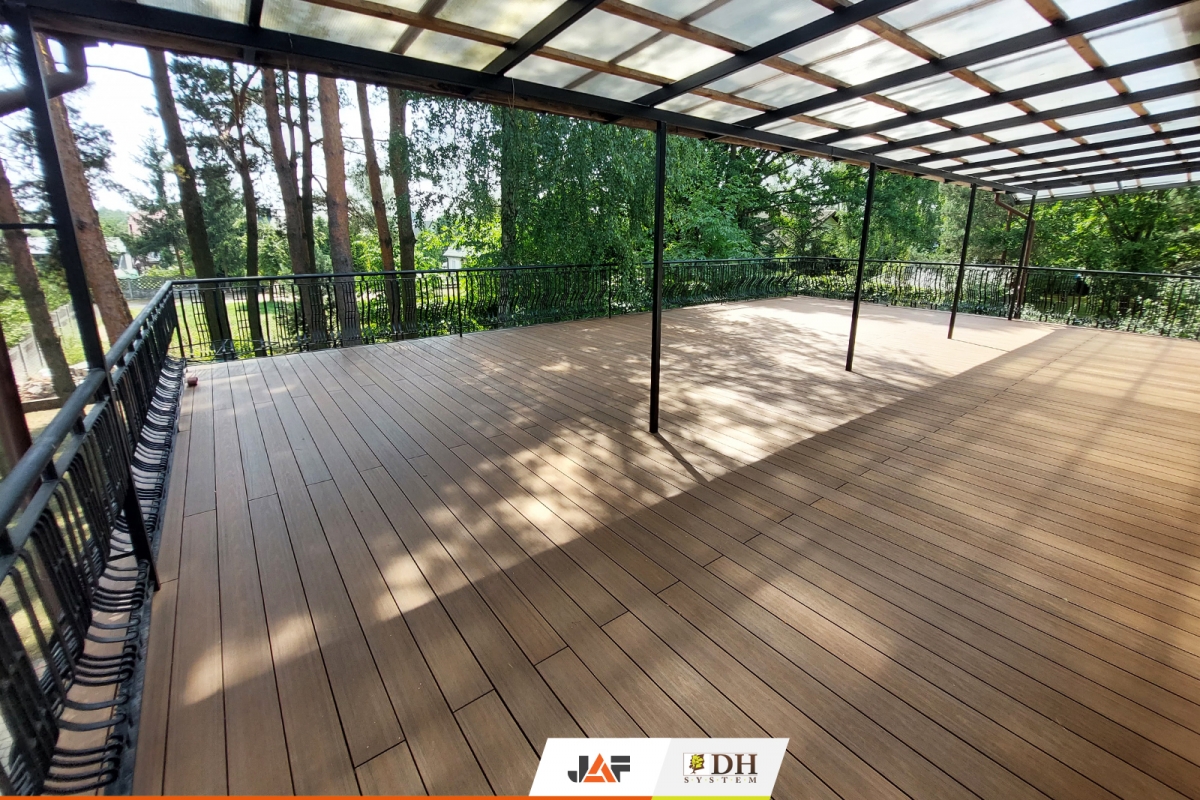 Gardin Deco Золотий Тік, Сулеювек, Польща