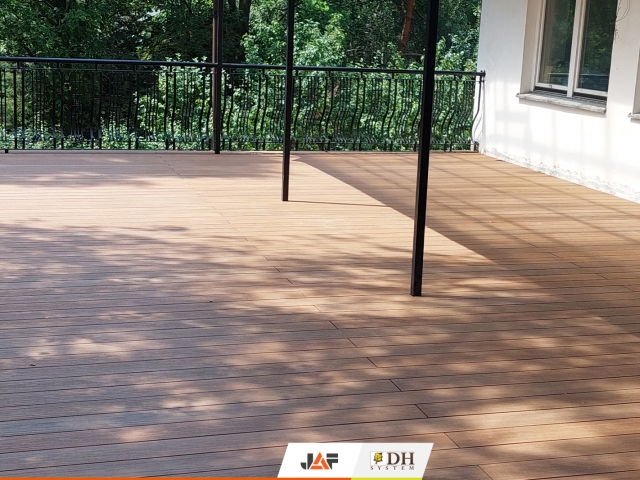 Gardin Deco Золотий Тік, Сулеювек, Польща